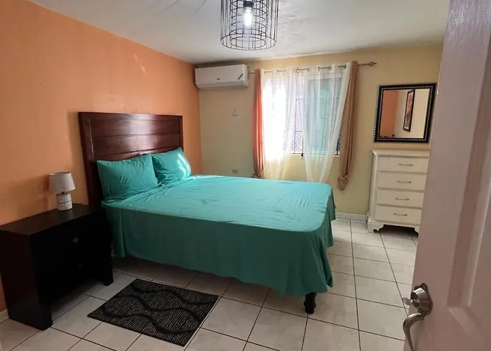 Apartment Paradies 1 *
